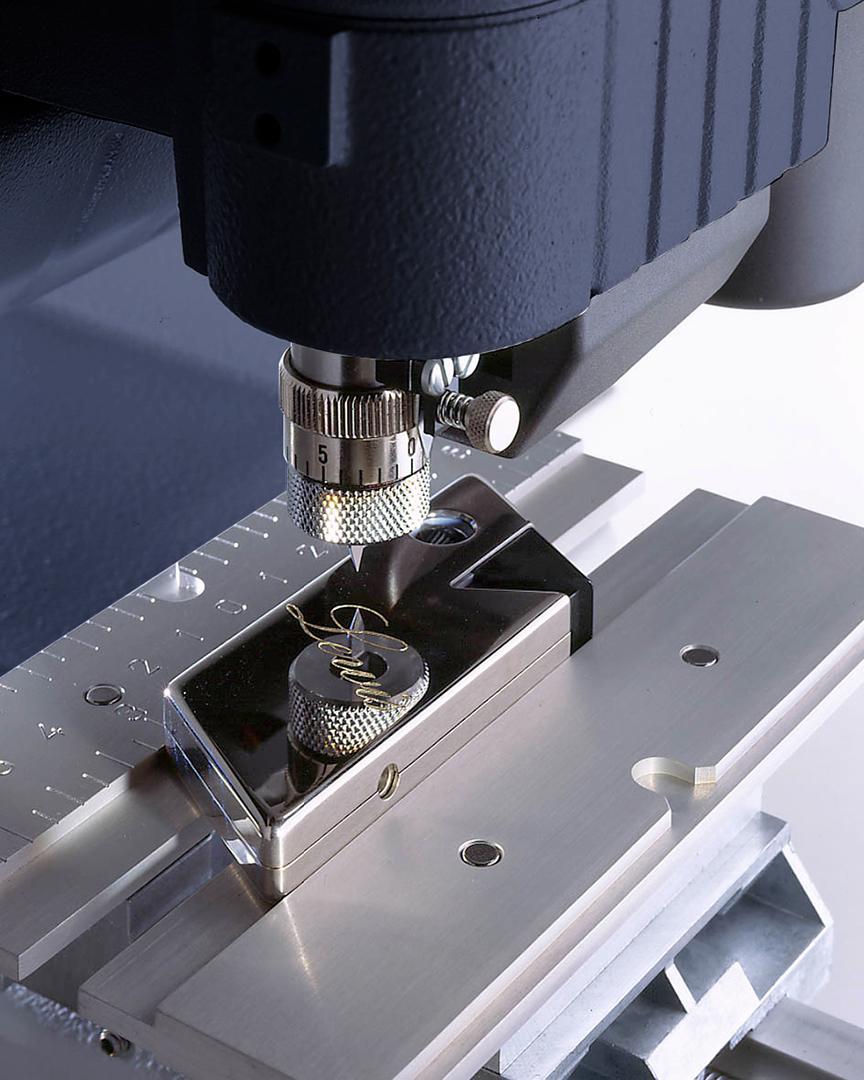 Phenolic engraver