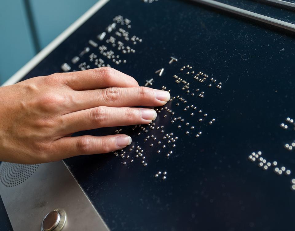 mkt a braille signage